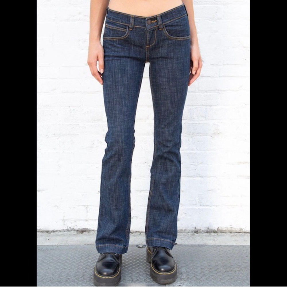 Sold - Brandy Melville dark wash jeans